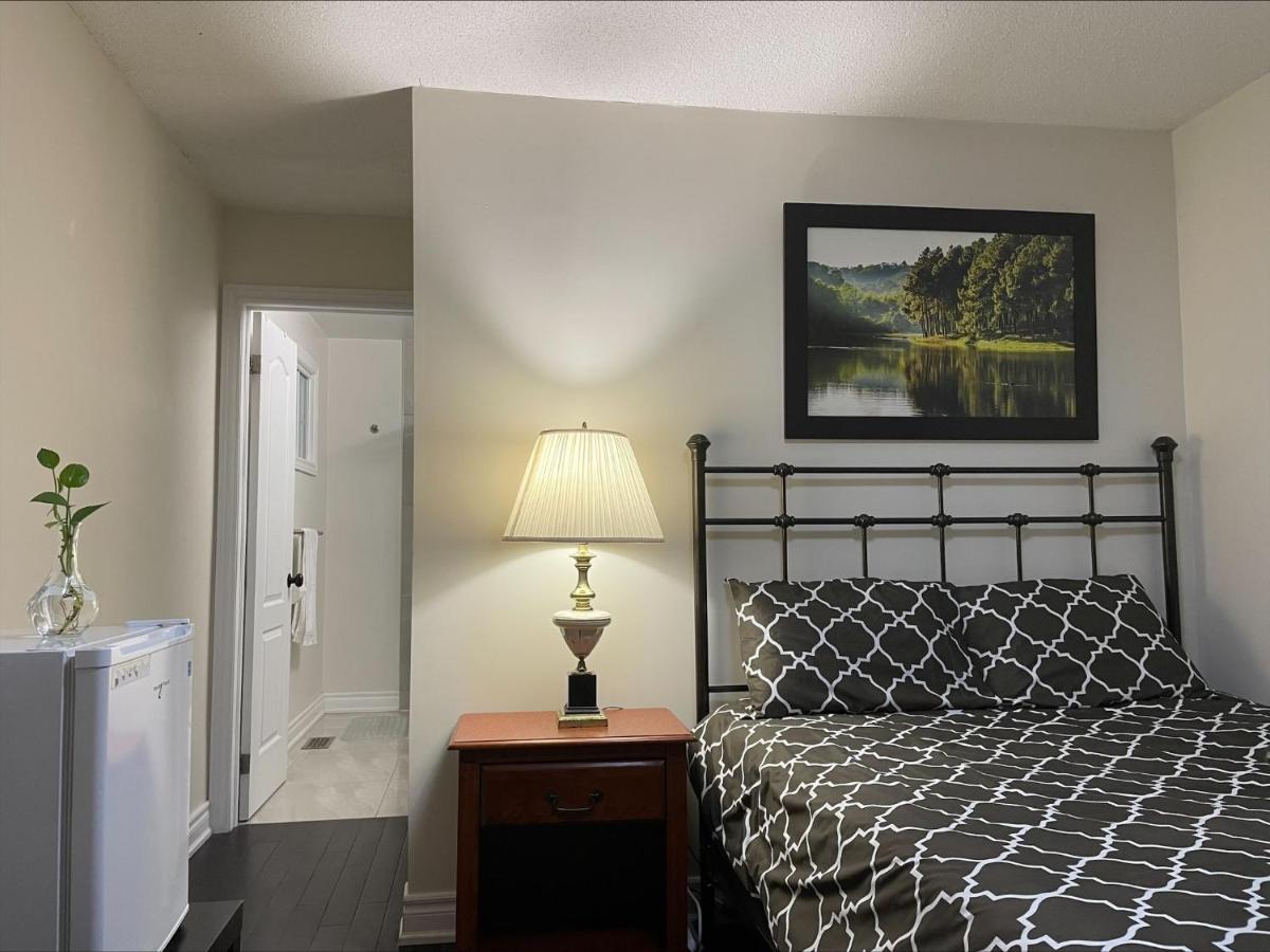77 Nice And Warm Series Rooms تورونتو المظهر الخارجي الصورة