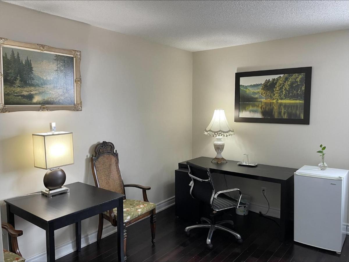 77 Nice And Warm Series Rooms تورونتو المظهر الخارجي الصورة