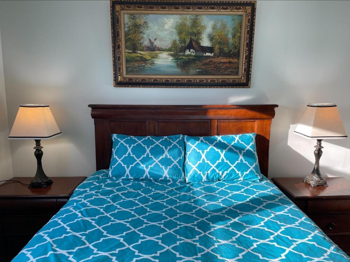 77 Nice And Warm Series Rooms تورونتو المظهر الخارجي الصورة